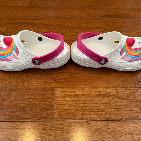 Girls Unicorn Crocs Juniors Size J3 - Picture 2 of 9